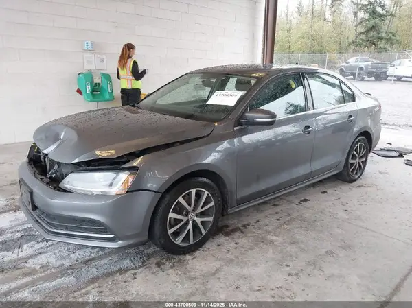 3VWDB7AJ4HM381899 2017 VOLKSWAGEN JETTA - Image 2