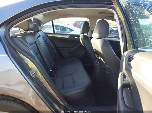 3VWDB7AJ4HM388514 2017 VOLKSWAGEN JETTA - Image 8