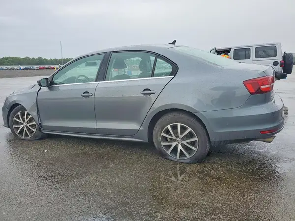 3VWDB7AJ4HM391980 2017 VOLKSWAGEN JETTA - Image 2