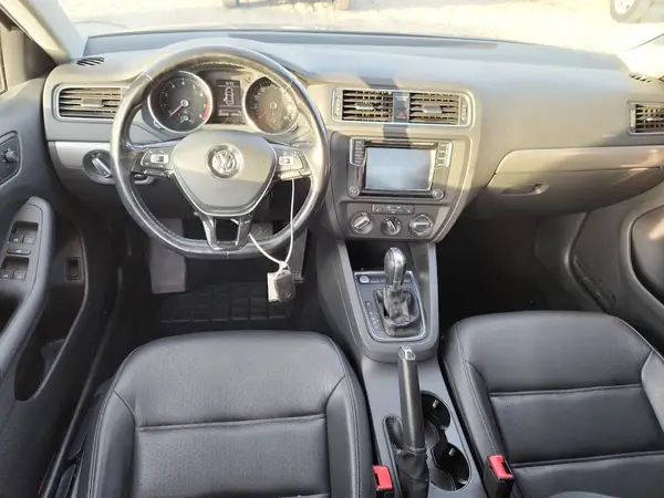3VWDB7AJ4HM392823 2017 VOLKSWAGEN JETTA - Image 8