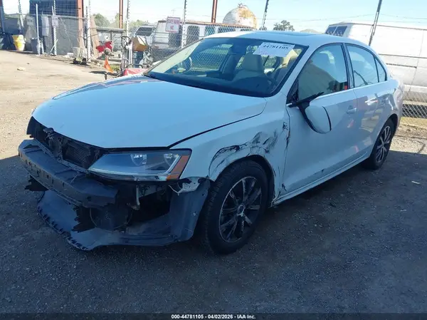 3VWDB7AJ4HM395852 2017 VOLKSWAGEN JETTA - Image 2