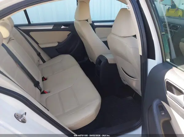 3VWDB7AJ4HM395852 2017 VOLKSWAGEN JETTA - Image 8