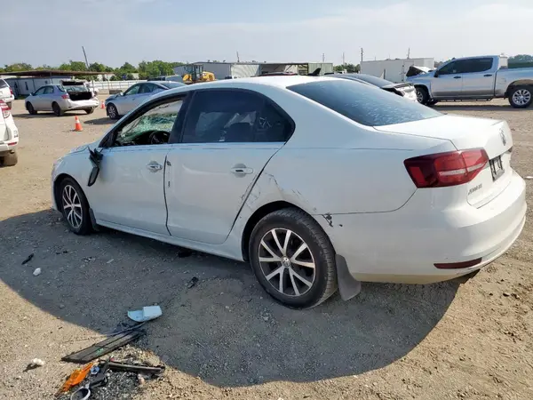 3VWDB7AJ4HM399545 2017 VOLKSWAGEN JETTA - Image 2