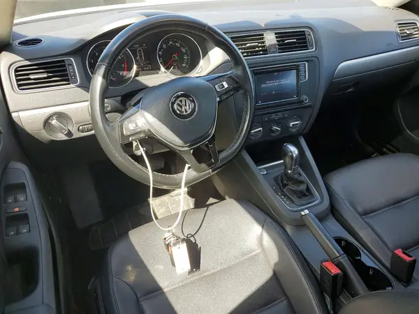 3VWDB7AJ4HM411693 2017 VOLKSWAGEN JETTA - Image 8