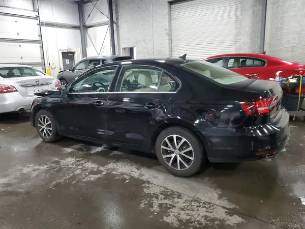 3VWDB7AJ4JM233967 2018 VOLKSWAGEN JETTA - Image 2