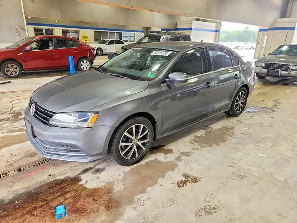 3VWDB7AJ4JM246671 2018 VOLKSWAGEN JETTA - Image 1
