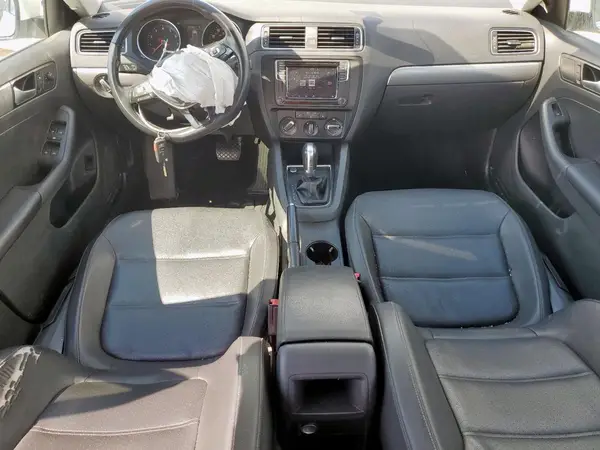 3VWDB7AJ4JM260599 2018 VOLKSWAGEN JETTA - Image 8