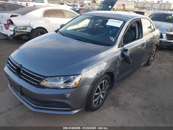 3VWDB7AJ5HM205427 2017 VOLKSWAGEN JETTA - Image 2
