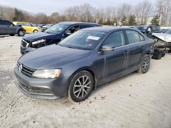 3VWDB7AJ5HM207596 2017 VOLKSWAGEN JETTA - Image 1