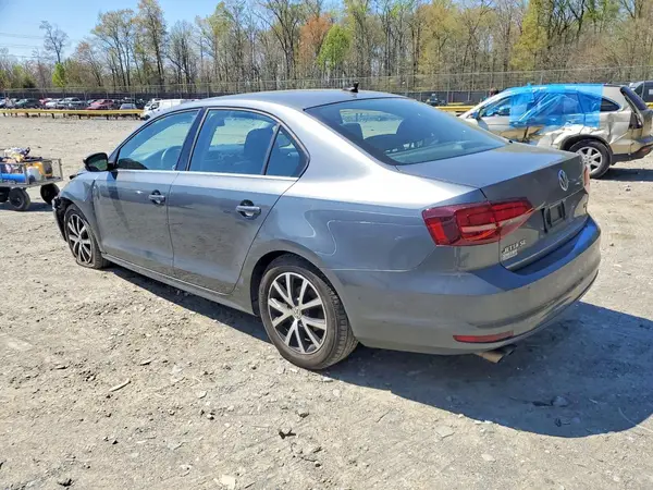 3VWDB7AJ5HM230215 2017 VOLKSWAGEN JETTA - Image 2