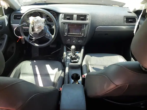 3VWDB7AJ5HM231025 2017 VOLKSWAGEN JETTA - Image 8