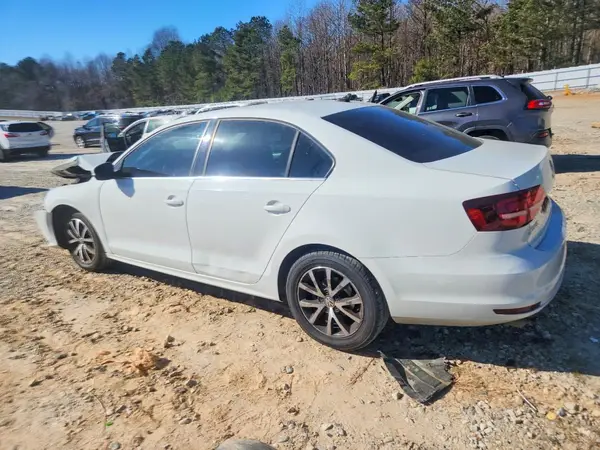 3VWDB7AJ5HM233194 2017 VOLKSWAGEN JETTA - Image 2