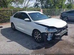 3VWDB7AJ5HM236726 2017 VOLKSWAGEN JETTA