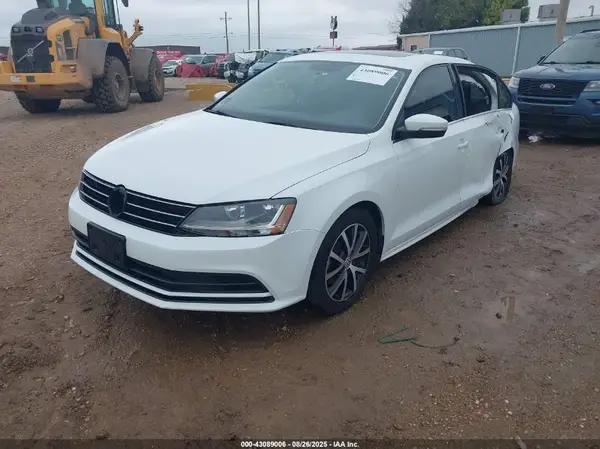 3VWDB7AJ5HM237679 2017 VOLKSWAGEN JETTA - Image 2