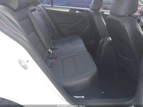 3VWDB7AJ5HM242039 2017 VOLKSWAGEN JETTA - Image 8