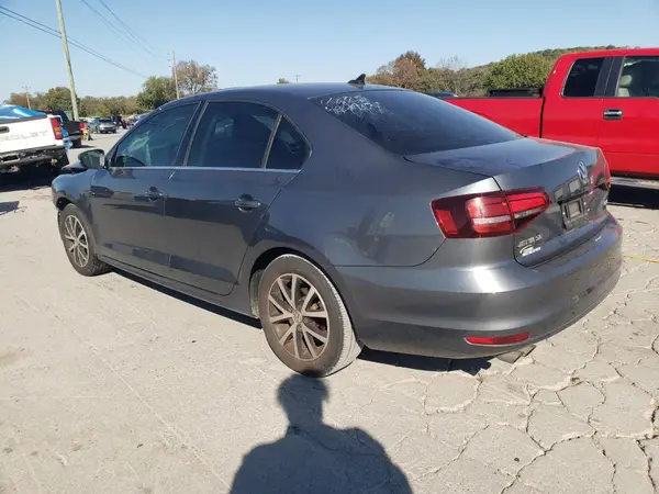 3VWDB7AJ5HM244597 2017 VOLKSWAGEN JETTA - Image 2