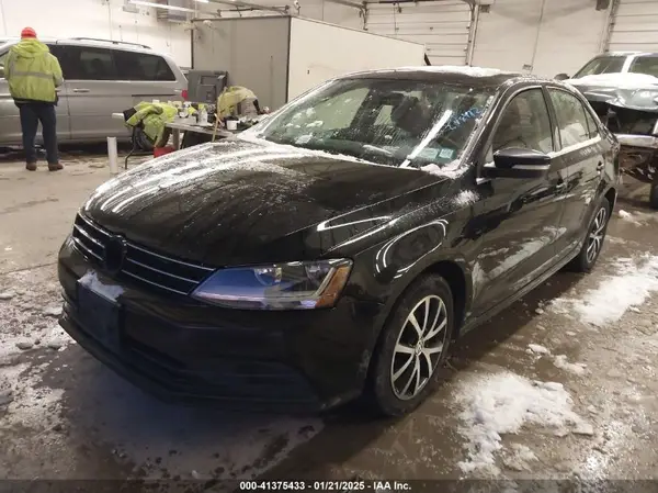 3VWDB7AJ5HM248472 2017 VOLKSWAGEN JETTA - Image 2