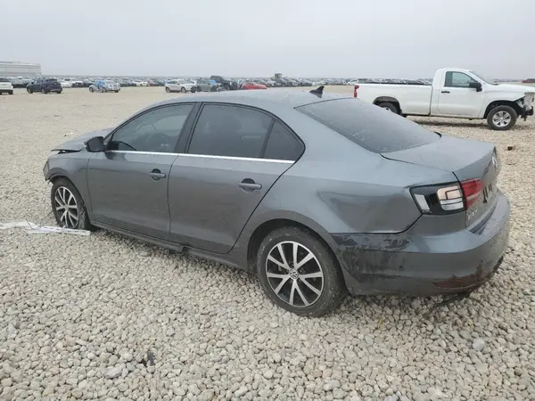 3VWDB7AJ5HM267328 2017 VOLKSWAGEN JETTA - Image 2