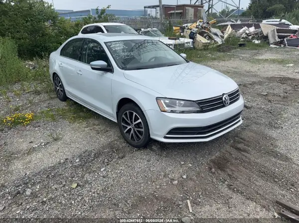 3VWDB7AJ5HM273663 2017 VOLKSWAGEN JETTA - Image 1