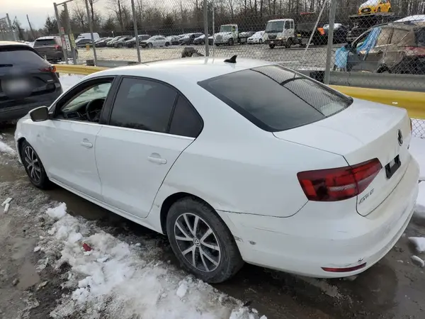 3VWDB7AJ5HM290737 2017 VOLKSWAGEN JETTA - Image 2