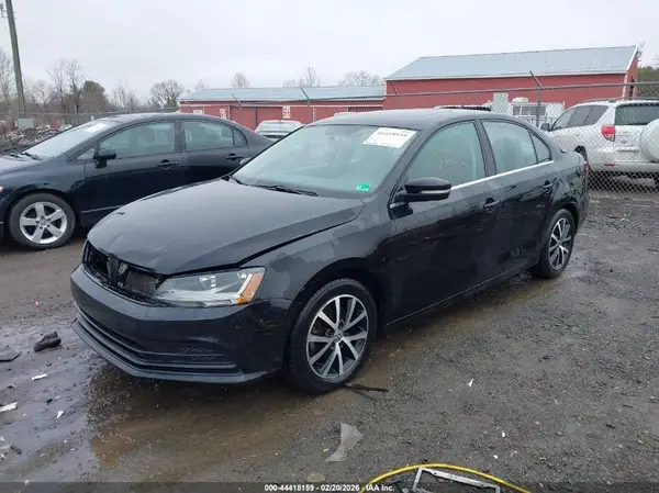 3VWDB7AJ5HM293993 2017 VOLKSWAGEN JETTA - Image 2