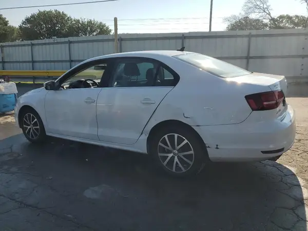 3VWDB7AJ5HM301266 2017 VOLKSWAGEN JETTA - Image 2