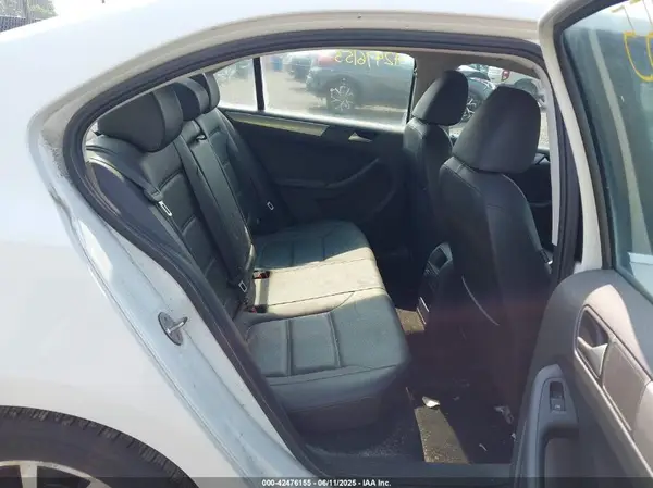 3VWDB7AJ5HM306919 2017 VOLKSWAGEN JETTA - Image 8