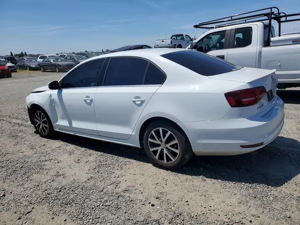 3VWDB7AJ5HM313255 2017 VOLKSWAGEN JETTA - Image 2