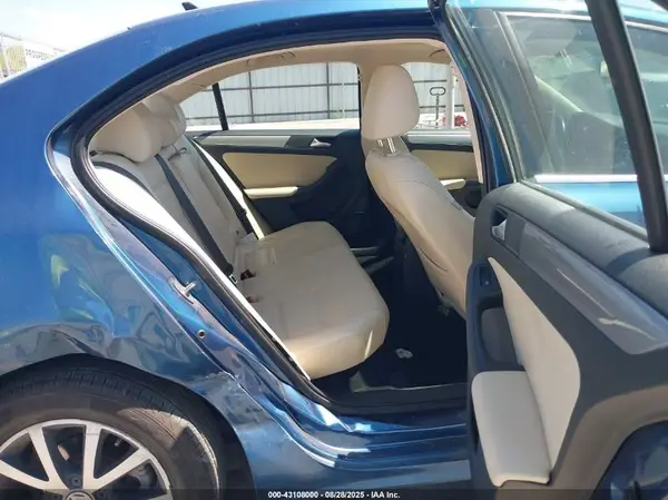 3VWDB7AJ5HM346420 2017 VOLKSWAGEN JETTA - Image 8