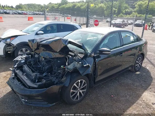 3VWDB7AJ5HM364478 2017 VOLKSWAGEN JETTA - Image 2