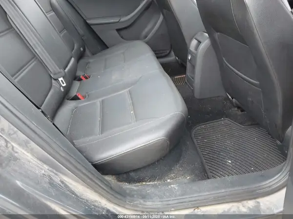 3VWDB7AJ5HM366845 2017 VOLKSWAGEN JETTA - Image 8