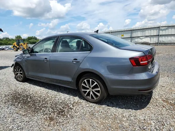 3VWDB7AJ5HM371754 2017 VOLKSWAGEN JETTA - Image 2