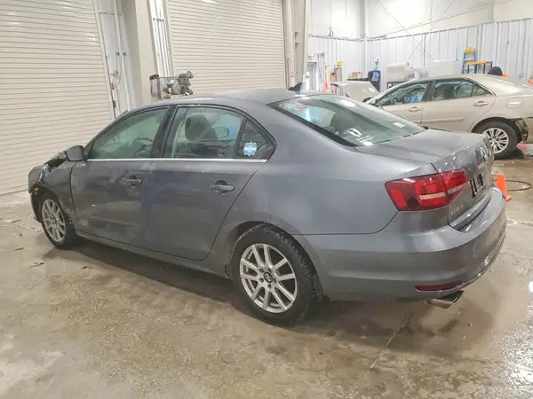 3VWDB7AJ5HM379112 2017 VOLKSWAGEN JETTA - Image 2