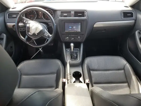 3VWDB7AJ5HM395763 2017 VOLKSWAGEN JETTA - Image 8