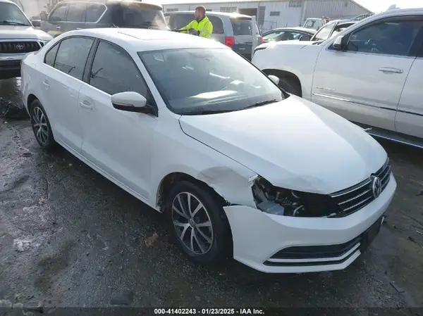 3VWDB7AJ5HM403134 2017 VOLKSWAGEN JETTA - Image 1