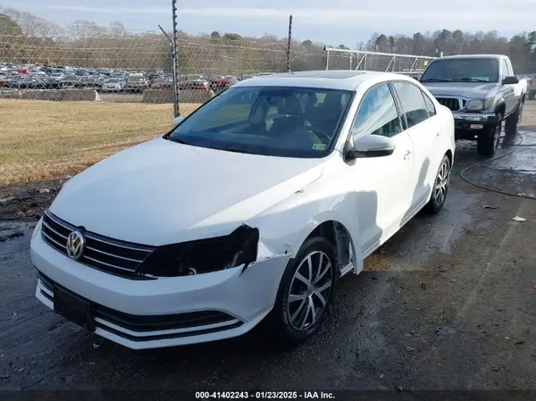 3VWDB7AJ5HM403134 2017 VOLKSWAGEN JETTA - Image 2