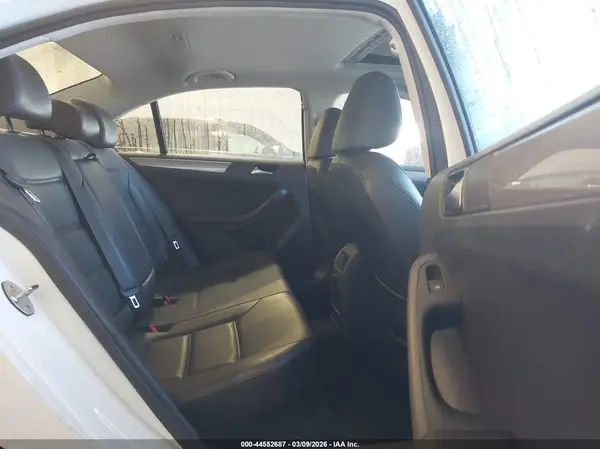3VWDB7AJ5HM404381 2017 VOLKSWAGEN JETTA - Image 8