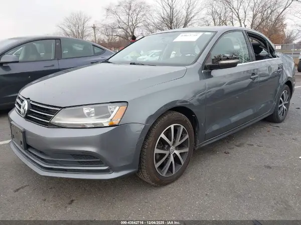 3VWDB7AJ5HM404672 2017 VOLKSWAGEN JETTA - Image 2
