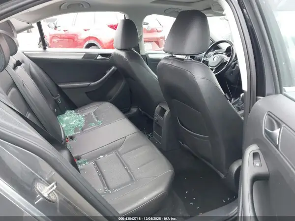 3VWDB7AJ5HM404672 2017 VOLKSWAGEN JETTA - Image 8