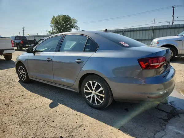 3VWDB7AJ5HM408575 2017 VOLKSWAGEN JETTA - Image 2