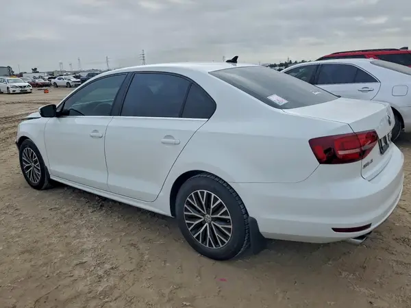 3VWDB7AJ5JM223836 2018 VOLKSWAGEN JETTA - Image 2
