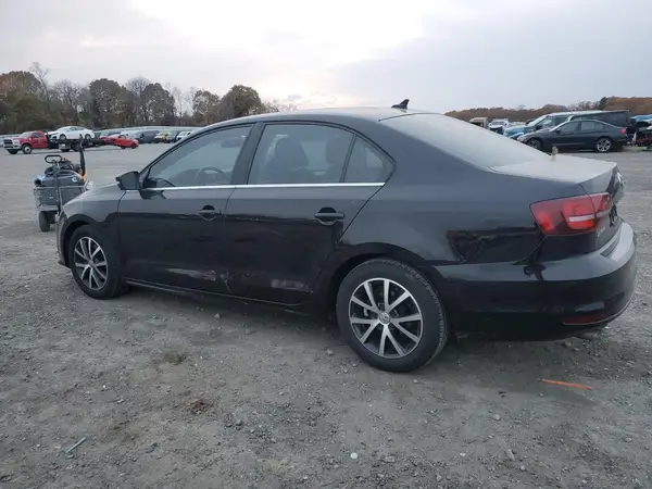 3VWDB7AJ5JM242984 2018 VOLKSWAGEN JETTA - Image 2