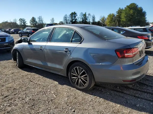 3VWDB7AJ5JM243133 2018 VOLKSWAGEN JETTA - Image 2