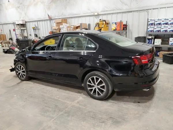 3VWDB7AJ5JM259509 2018 VOLKSWAGEN JETTA - Image 2