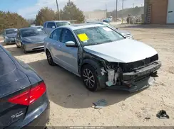 3VWDB7AJ5JM260062 2018 VOLKSWAGEN JETTA