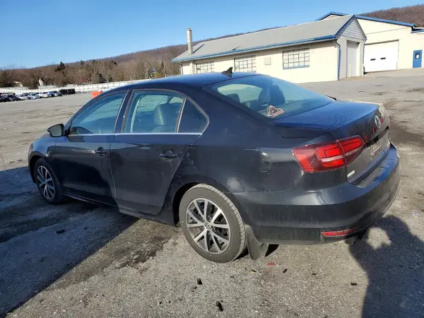 3VWDB7AJ6HM204156 2017 VOLKSWAGEN JETTA - Image 2