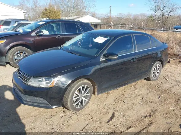 3VWDB7AJ6HM220325 2017 VOLKSWAGEN JETTA - Image 2