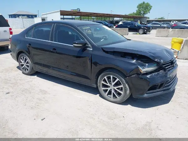 3VWDB7AJ6HM227694 2017 VOLKSWAGEN JETTA - Image 1