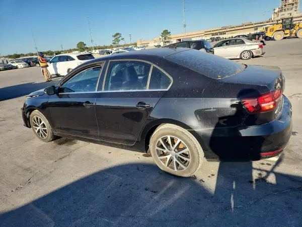 3VWDB7AJ6HM231387 2017 VOLKSWAGEN JETTA - Image 2