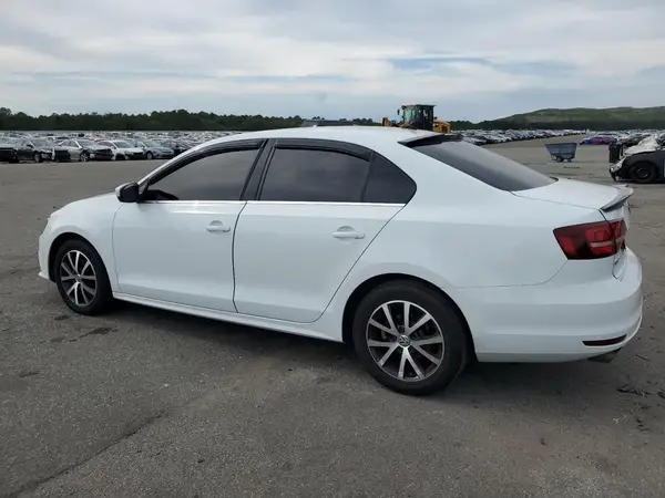 3VWDB7AJ6HM231549 2017 VOLKSWAGEN JETTA - Image 2